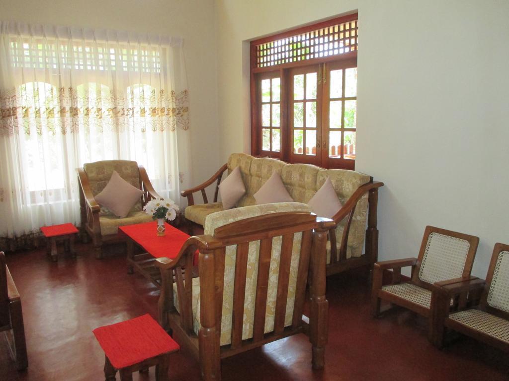 Alfred Colonial Bungalow & Spice Garden Kobbekaduwa 객실 사진
